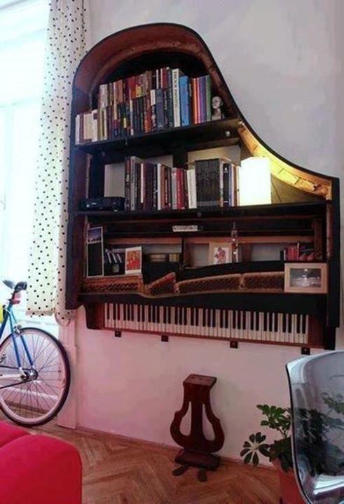 bookshelf-piano