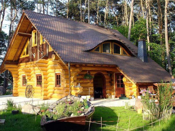 amazing-log-home