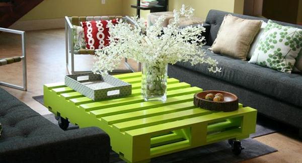 wood-pallets-coffee-table
