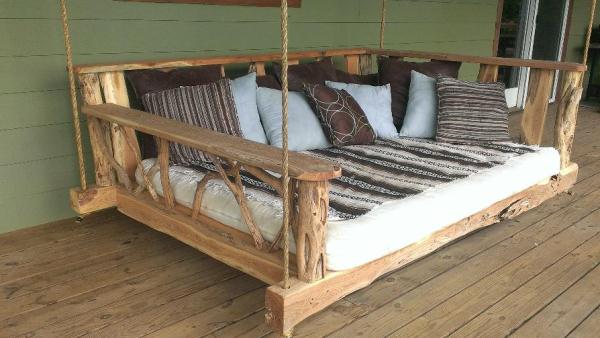 Porch-Swing-Bed