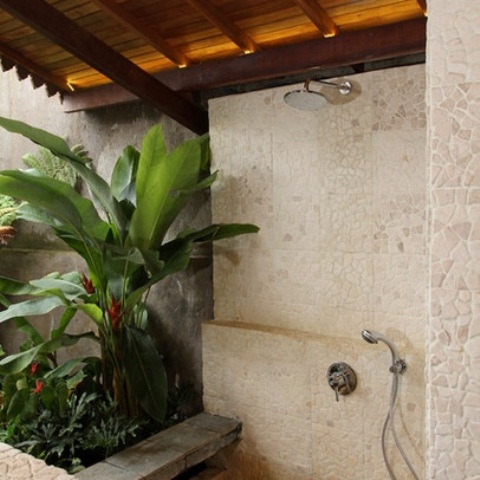 outdoor-bathroom-designs-2