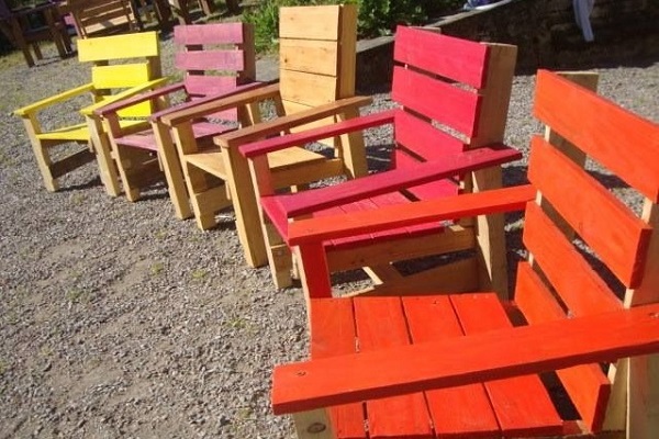DIY Homemade Pallet Lounge Chair