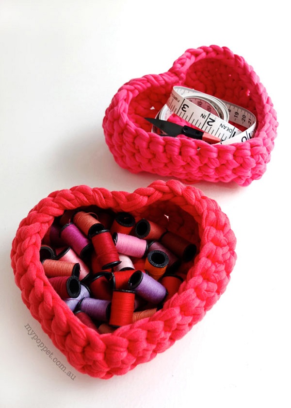 crochet-heart-basket-1