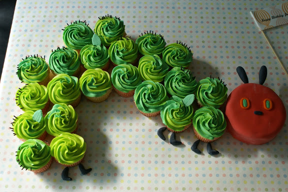 Caterpillar-Cake-2