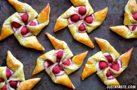 raspberry-cream-cheese-breakfast-pastries-recipe-1