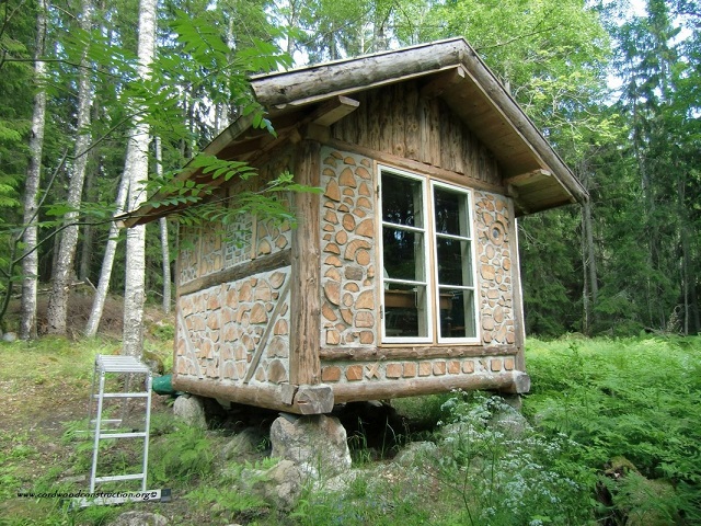 Cordwood-log-cabin-1