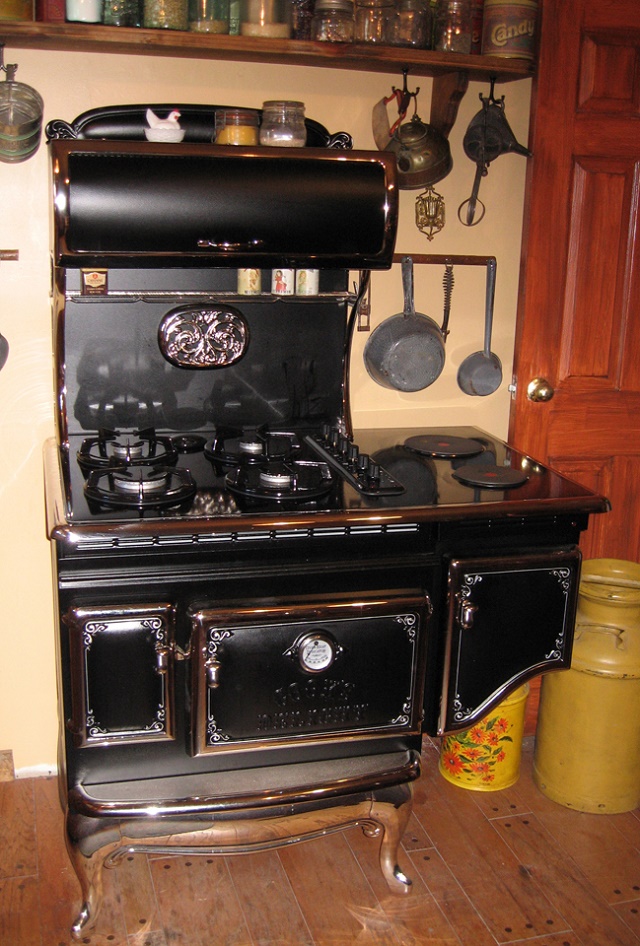 Antique-stove-1