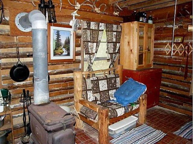 Rustic-Log-Cabin-11