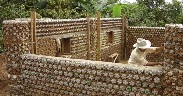 Houses-with-Plastic-Bottles