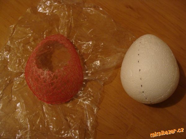 DIY-Easter-Egg-Basket-from-String-8