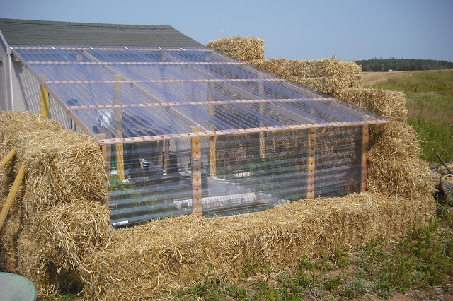 Straw-Bale-Greenhouse-1