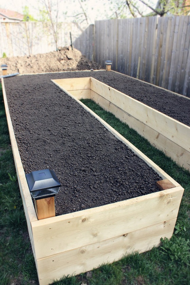 Build A U Shaped Raised Garden Bed, How To Make A Wooden Raised Flower Bed
