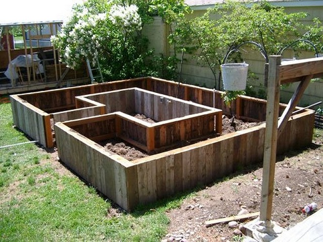 raised-garden-bed-home-design-4