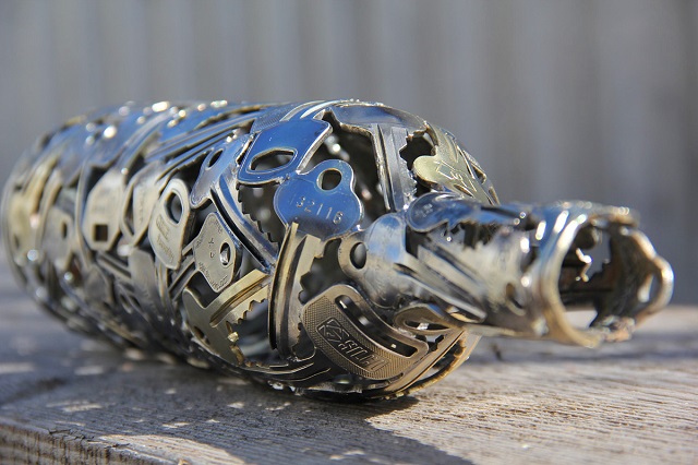 Sculptures-from-Keys-and-Coins-5