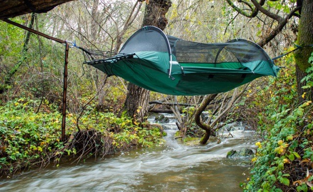 Best-Camping-Hammock-With-Bug-Net-1