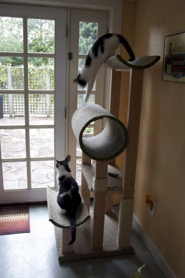 DIY-Cat-Tower-4