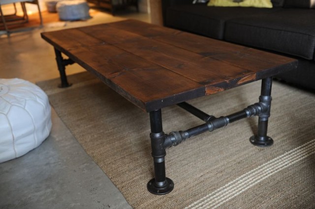 DIY-Industrial-Coffee-Table-3