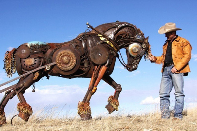 Amazing-Sculptures-Out-of-Old-Farm-Tools-1