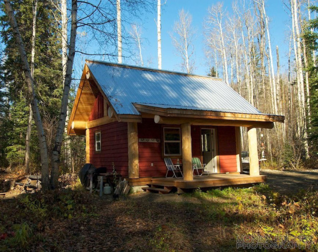 horsefly-lake-cabin