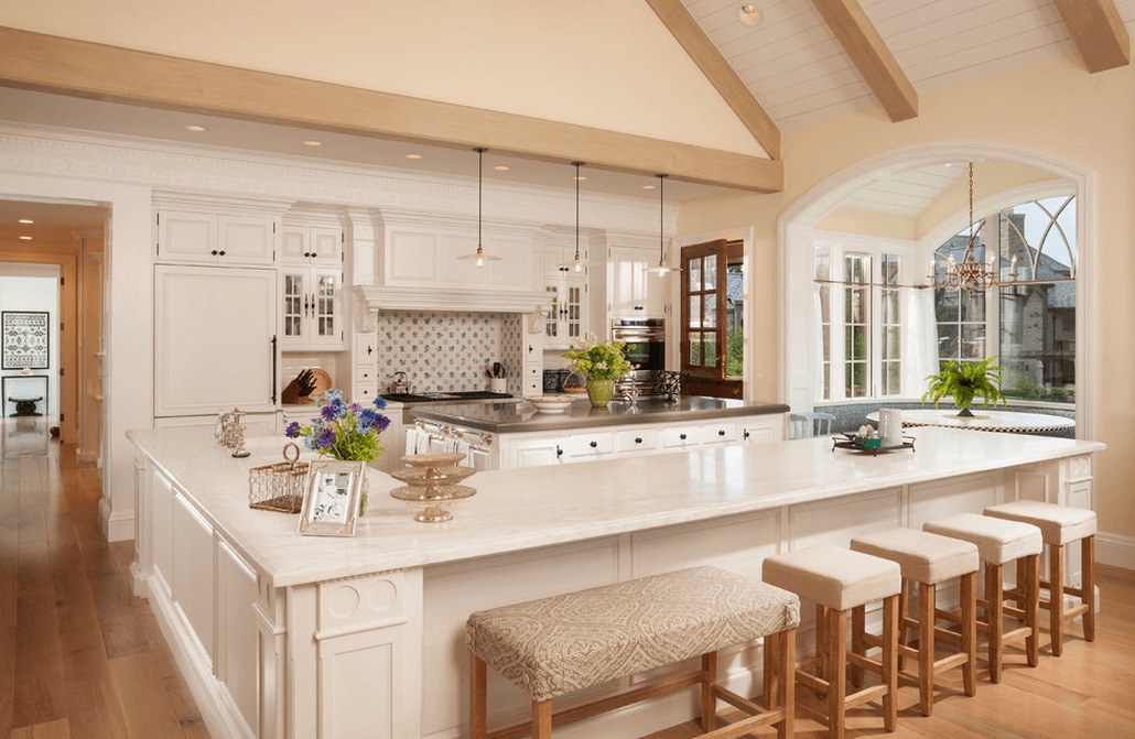 Kitchen Island With Built In Seating, How Many Chairs At A Kitchen Island Bench