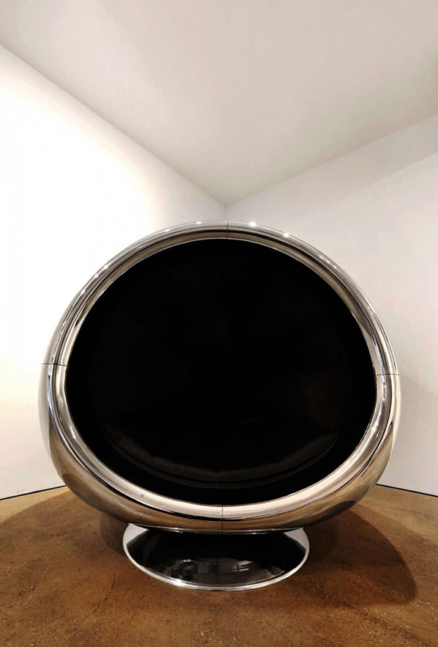 Boeing-engine-chair-2