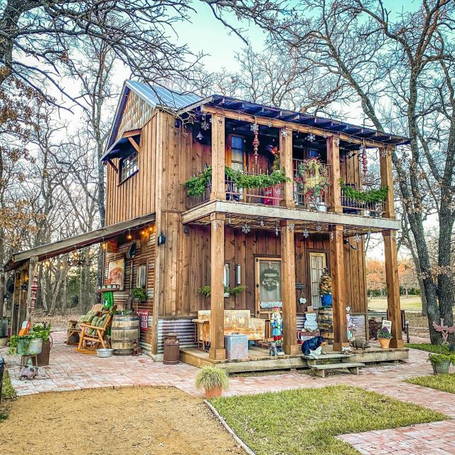 Couple Turned Home Depot Tuff Shed Into An Amazing Two-Story Tiny Home That Looks Like a Log Cabin