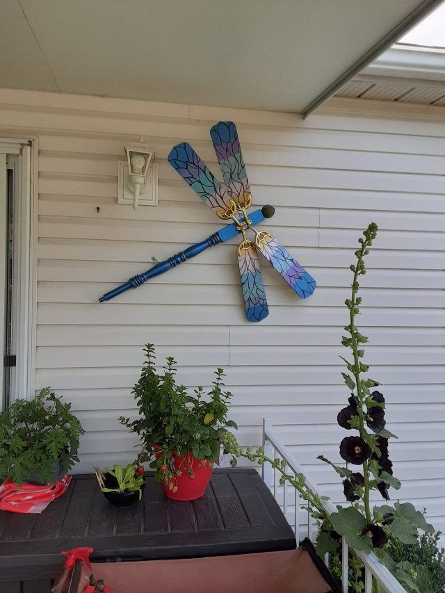 Goodshomedesign, Dragonfly Made From Ceiling Fan Blades